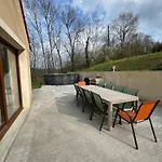 Maison 4 Chambres, 8 A 10 Personnes * Beduer