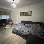 Holiday home Maison 4 Chambres, 8 A 10 Personnes *