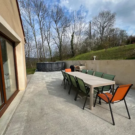 Maison 4 Chambres, 8 A 10 Personnes * Beduer